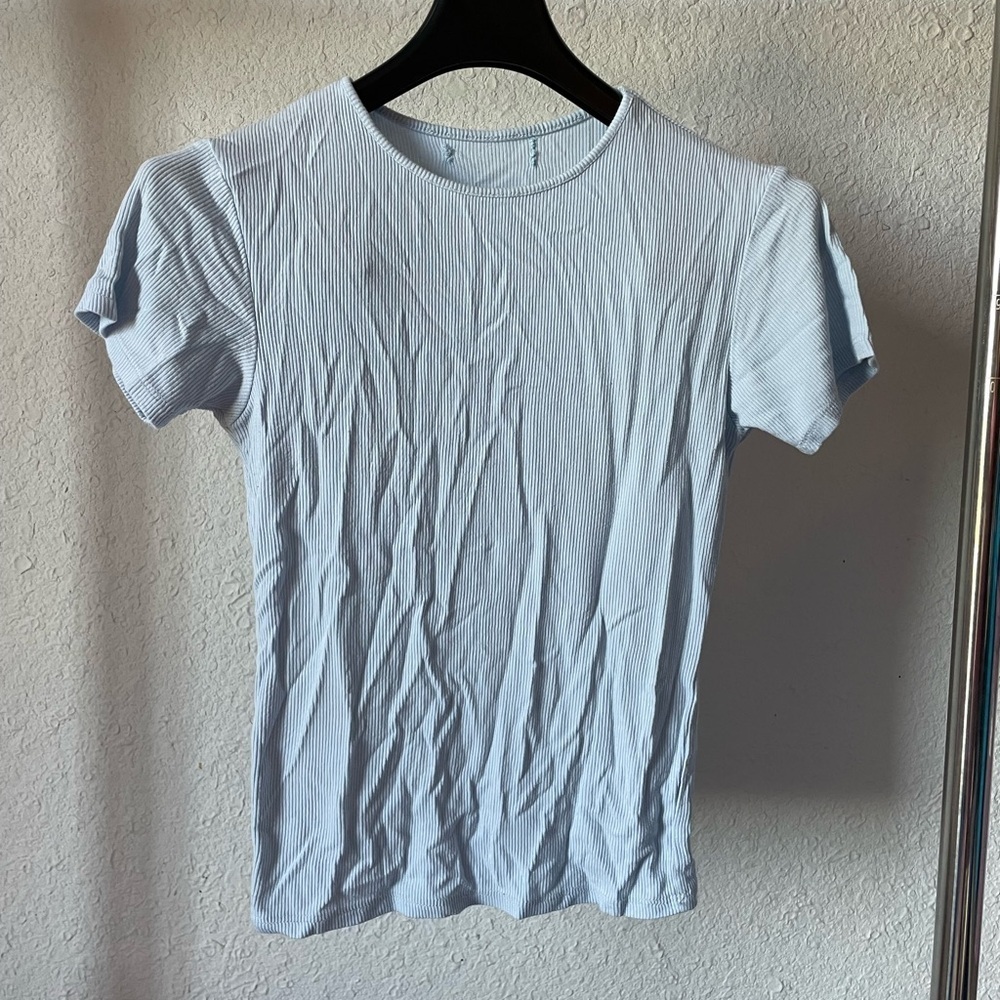 Women’s ribbed shot sleeve top